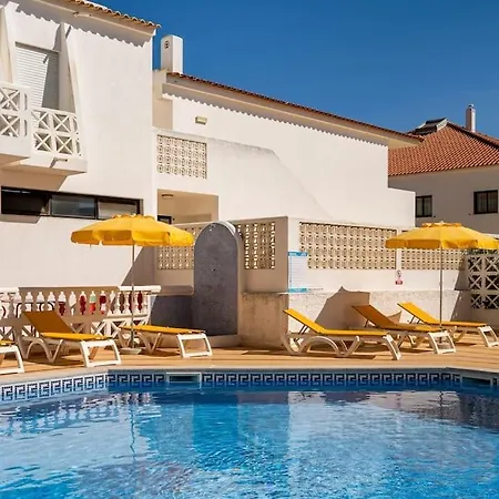 Oura White View 2 Min Walk Sea Αλμπουφέιρα