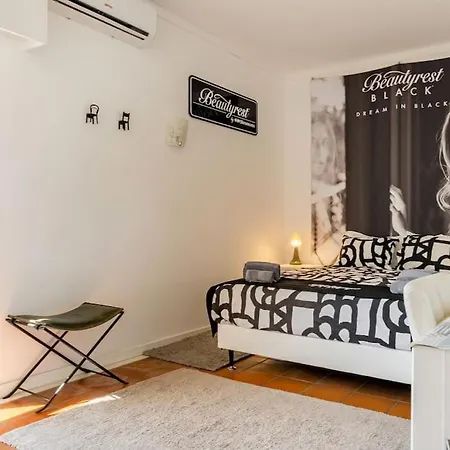 Oura White View 2 Min Walk Sea Αλμπουφέιρα