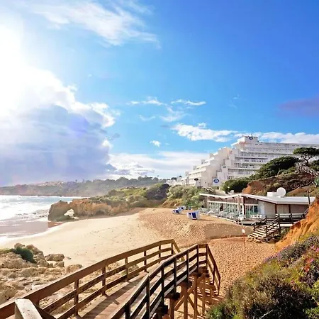 Oura White View 2 Min Walk Sea Albufeira