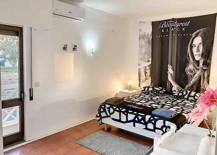 Apartmán Oura White View 2 Min Walk Sea