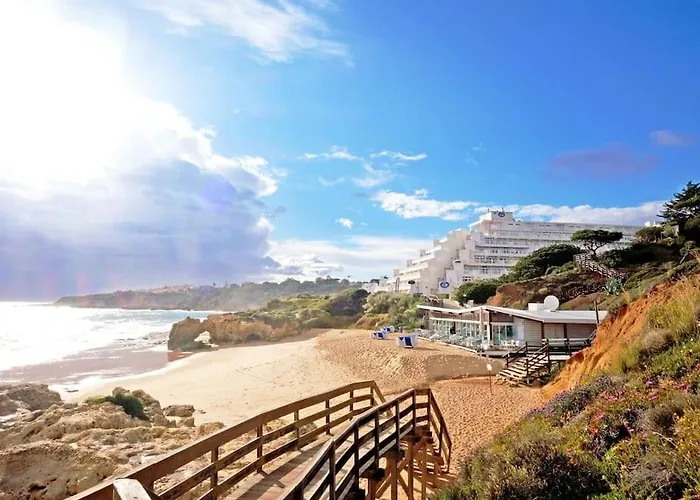 Oura White View 2 Min Walk Sea Albufeira