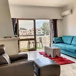 Apartmán Oura White View 2 Min Walk Sea