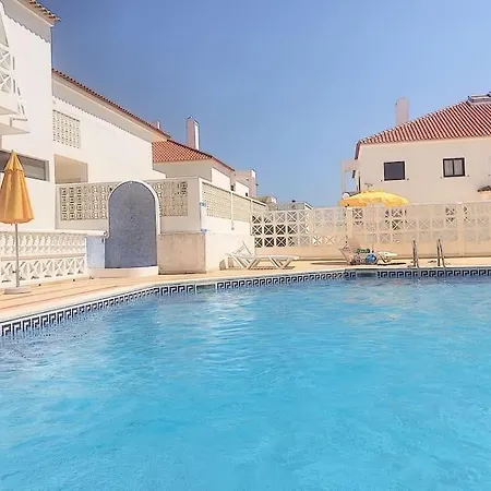 Apartmán Oura White View 2 Min Walk Sea *