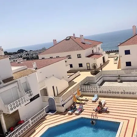 Oura White View 2 Min Walk Sea Albufeira